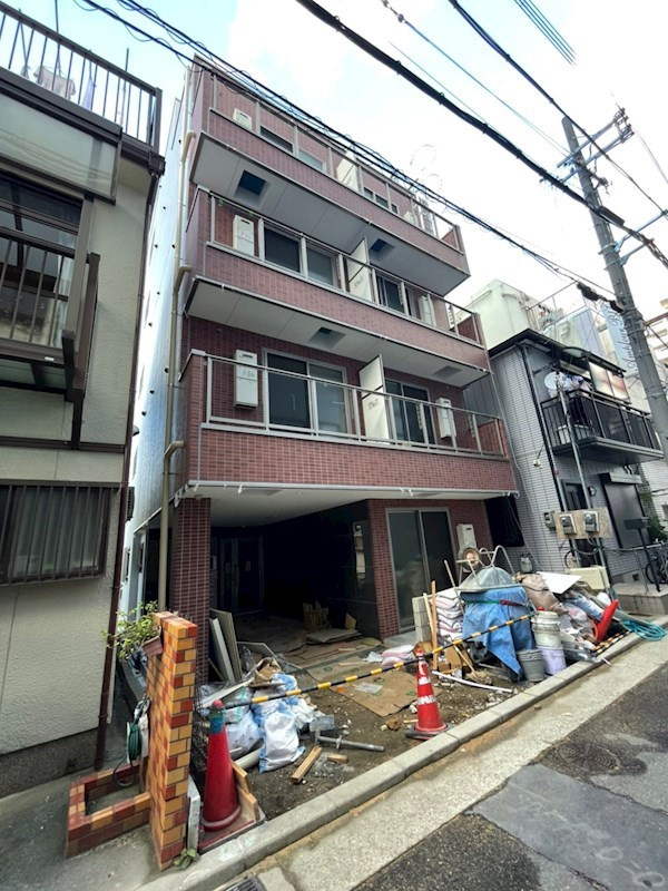 レガーロ雲井の外観