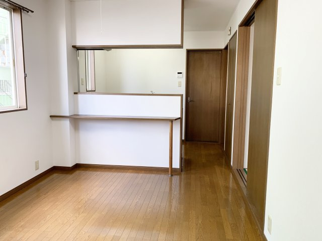 【居間・リビング】 | グリーンシャトーハイツ