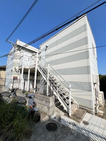 レオパレス高羽の外観