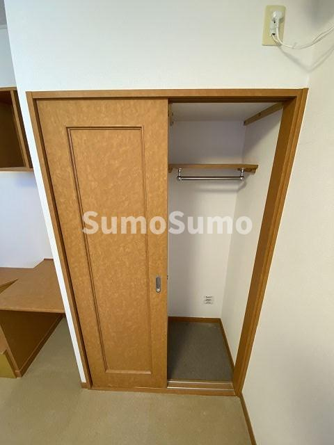 レオパレス杭瀬北新町Ⅰの収納|専用の収納スペースです