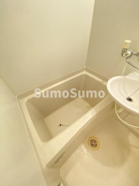 レオパレス杭瀬北新町Ⅰの浴室|きれいなお風呂です