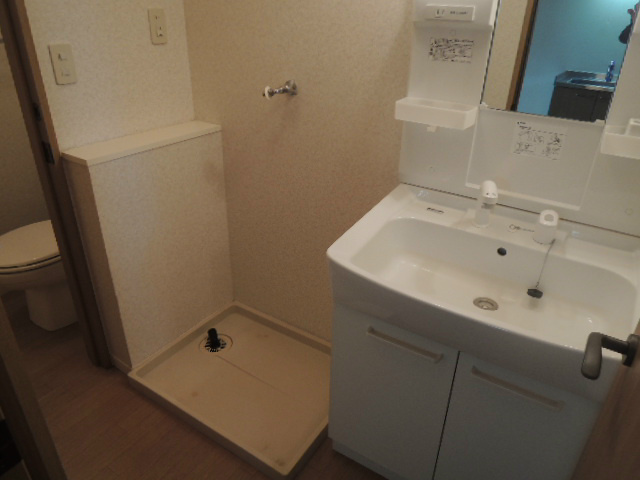 中山手ガーデンパレスＤ棟の洗面所