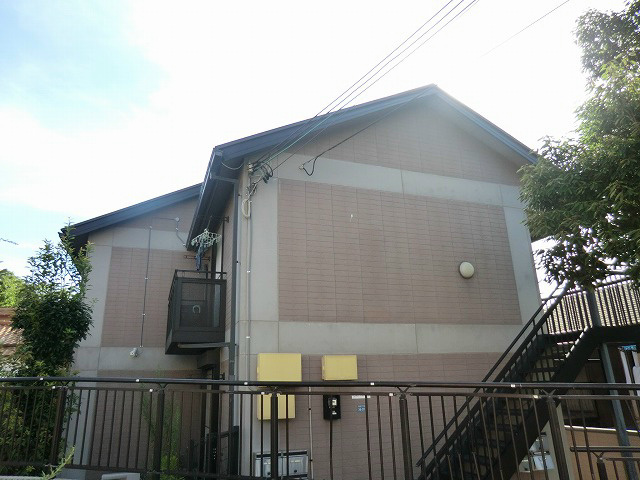 中山手ガーデンパレスＤ棟の外観