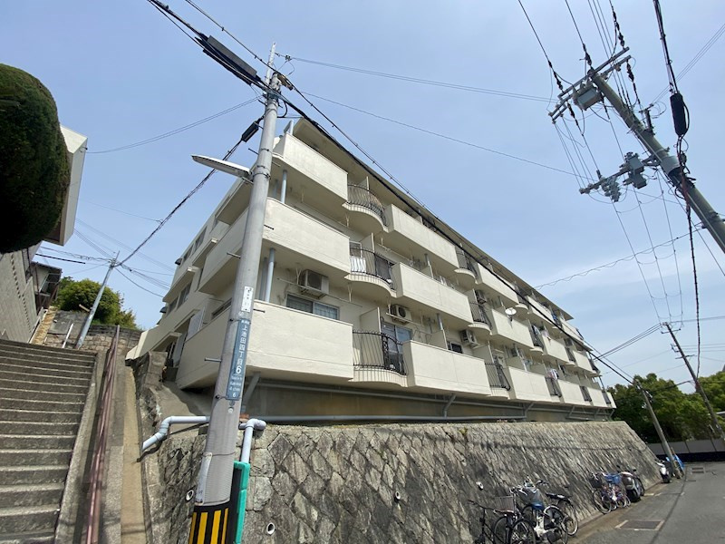 上池田グリーンハイツの外観