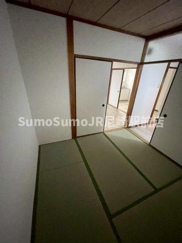 日和マンションの和室|柔らかい畳が心地よい和室