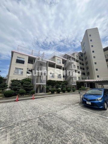 下の森住宅の駐車場