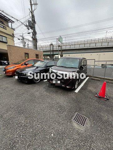 ロマネスク姫島の駐車場|カースペースがあります
