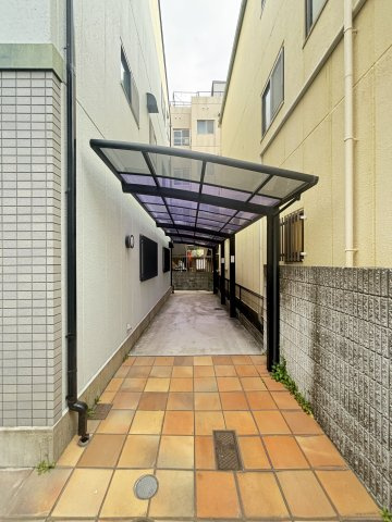 割塚通３丁目戸建の駐車場