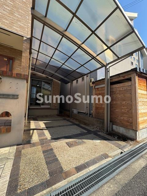 中島１丁目戸建 の駐車場