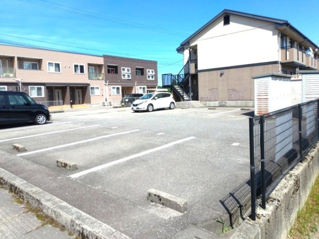 セジュール北浦　Aの駐車場