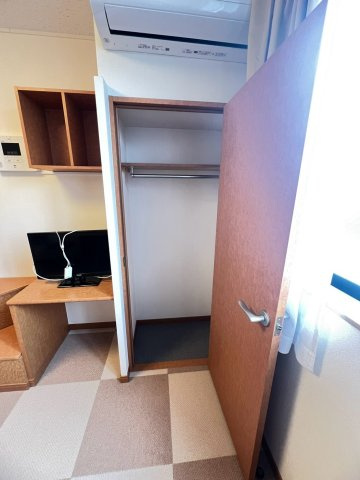 レオパレスアクアブルー青谷の収納