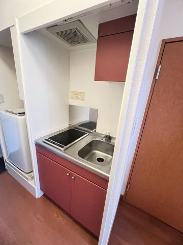 レオパレスアクアブルー青谷のキッチン