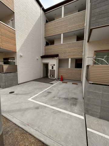 ワコーレヴィアーノ垂水塩屋町 の駐車場