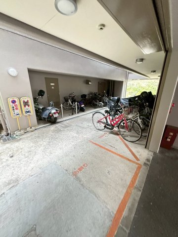日宝アドニス塩屋のその他共用部分