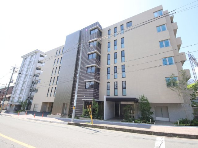 Ｔｏｕｒ　ｄ’Ａｎｇｅ　Ｉｋｏｍａ