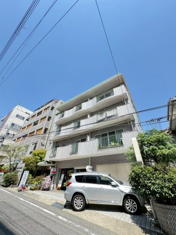 六甲グロリアハイツの外観