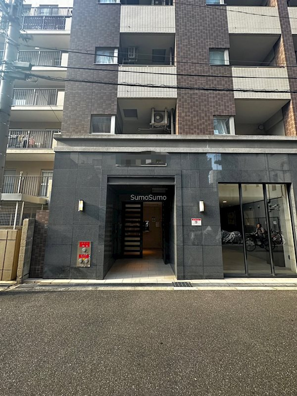 レジディア江戸堀のエントランス