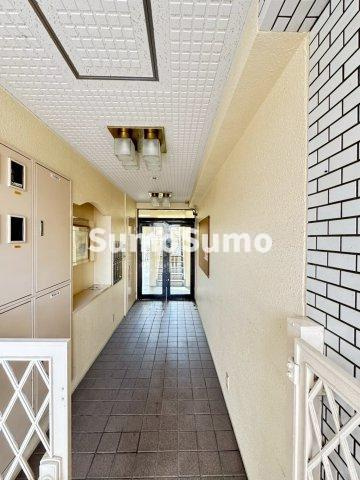 ロジュマン大石のロビー|建物の内部です