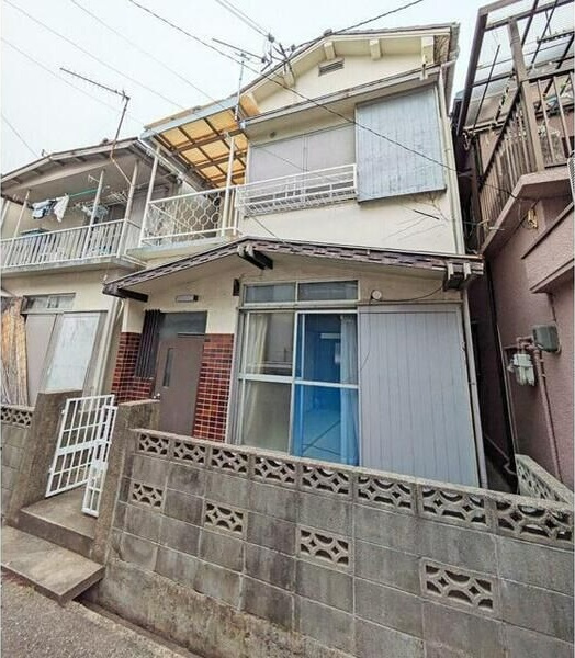 明石市東藤江１丁目貸家
