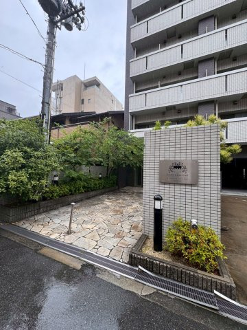 レオンコンフォート天王寺南のエントランス|ゆとりのあるエントランスです