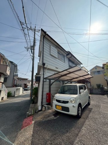 北舞子1丁目戸建の駐車場