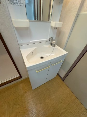 日星マンションの洗面所