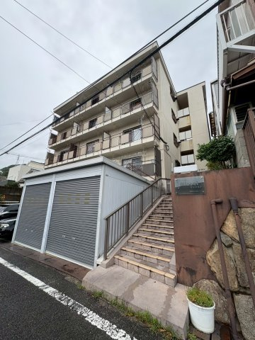 日星マンションの外観