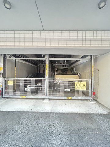 ワコーレ神戸みなと元町の駐車場