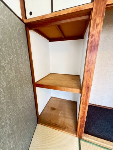 上葭原アパートの収納