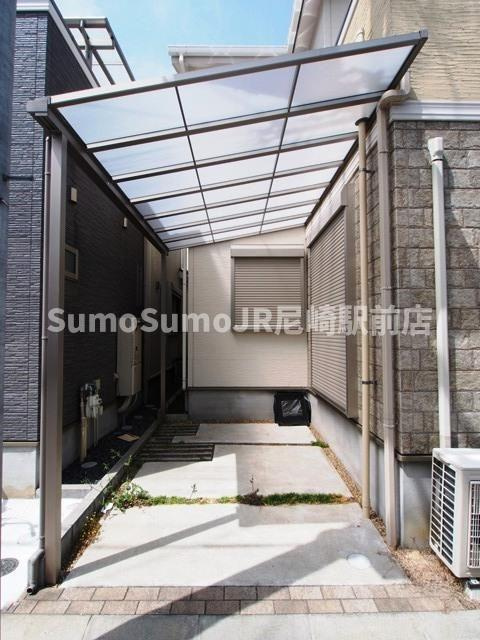 元浜町２丁目戸建の駐車場
