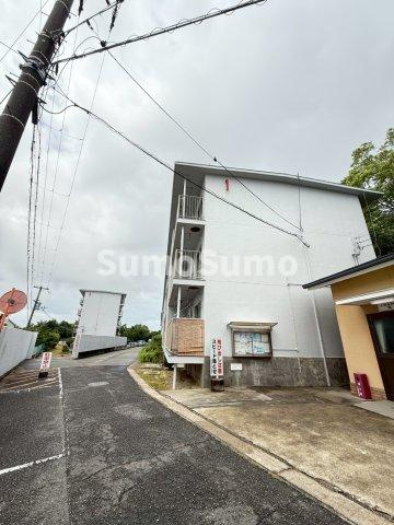 上高丸厚生年金住宅1号棟の展望