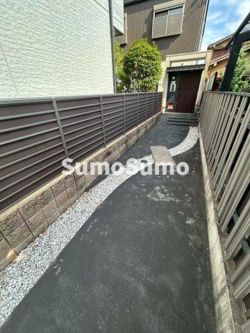 ワコーレヴィアーノ芦屋呉川町のエントランス