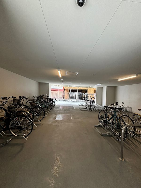 レオングラン本町橋の駐車場