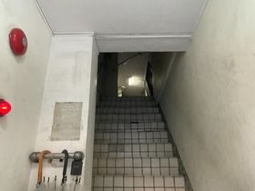 中尾マンションのエントランス