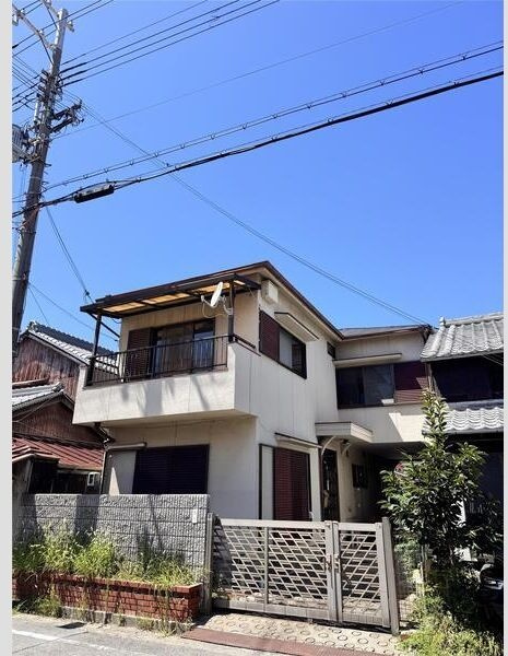 明石市大蔵中町具志邸