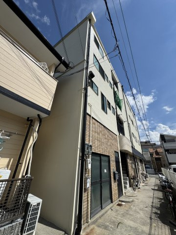 下沢マンションの外観