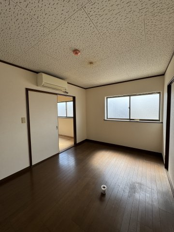 下沢マンションの寝室