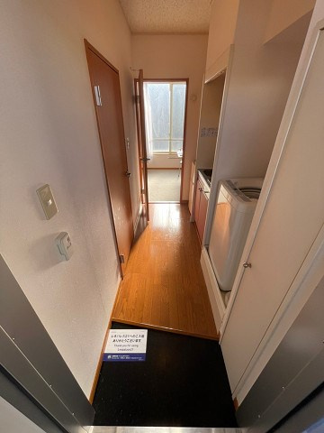 レオパレス高友の玄関