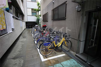 【その他】 | ドミトリーツタヤ | 駐輪場です