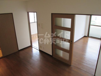 【居間・リビング】 | ドミトリーツタヤ | 使いやすい居間です