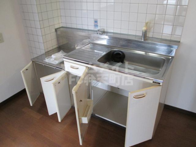 【キッチン】 | ドミトリーツタヤ | きれいなキッチンです