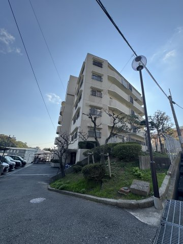 北上沢グランドハイツの外観