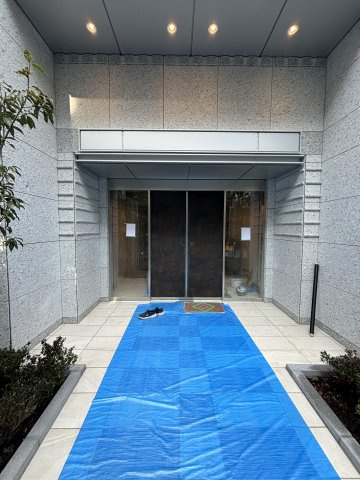 京町堀ビューアパートメントのエントランス