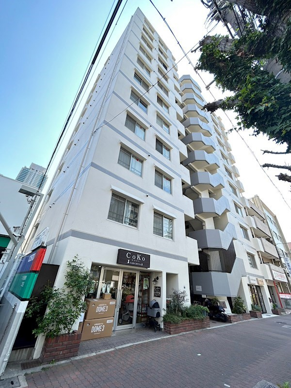 三宮パークハイムの外観