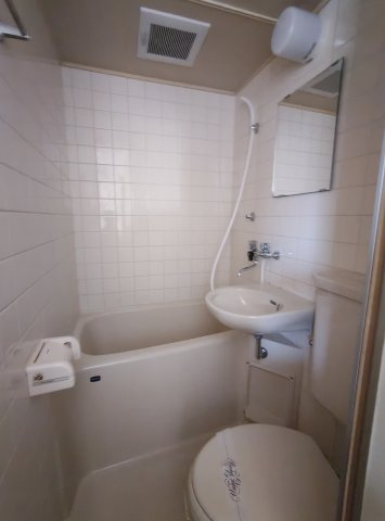 三宮パークハイムの浴室