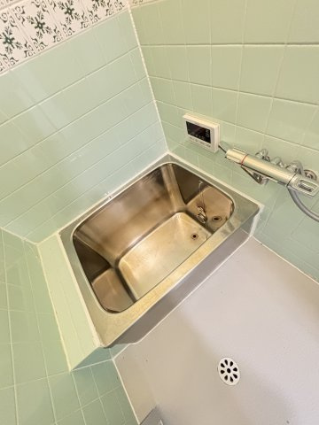 丸山町１丁目戸建ての浴室