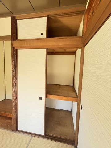 丸山町１丁目戸建ての収納