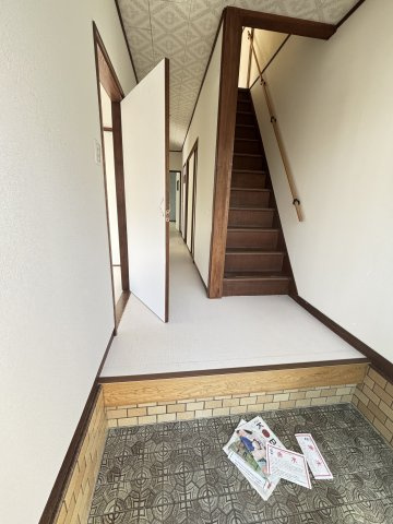 丸山町１丁目戸建ての玄関