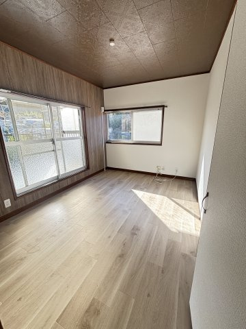 丸山町１丁目戸建ての寝室