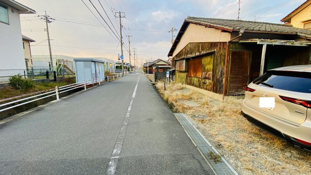 福島2丁目102-4売地の前面道路含む現地写真